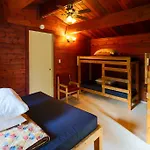 Hi Athabasca Falls - Hostel